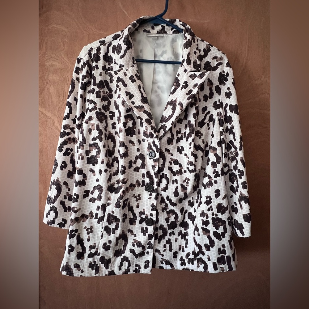 Dressbarn Beige and Brown Patterned Blazer